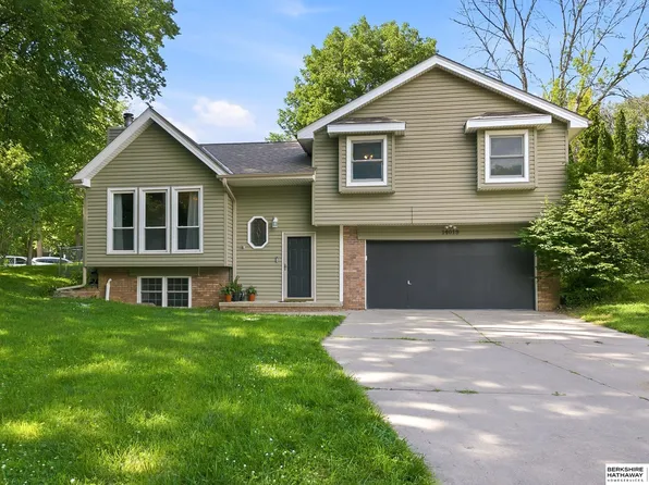 14019 S 32nd Ave, Bellevue, NE 68123