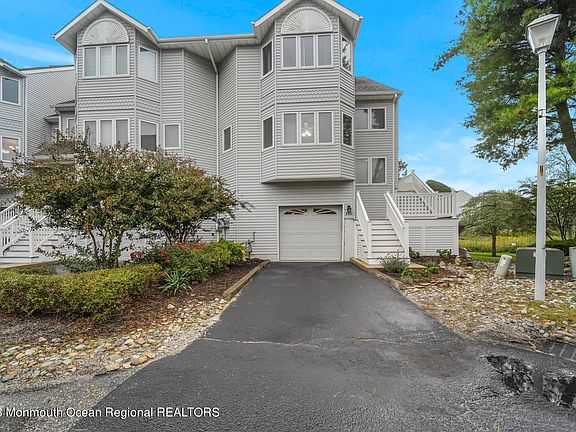 2nd image of 356 Mimosa Court #3506