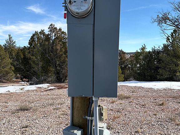 3rd image of 700 Timberlake Rd