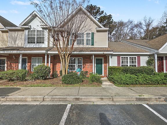 3rd image of 503 Yellow Hawthorn Cir