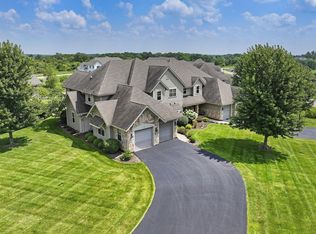 663 Greenview Cir #5527, Lake Geneva, WI 53147