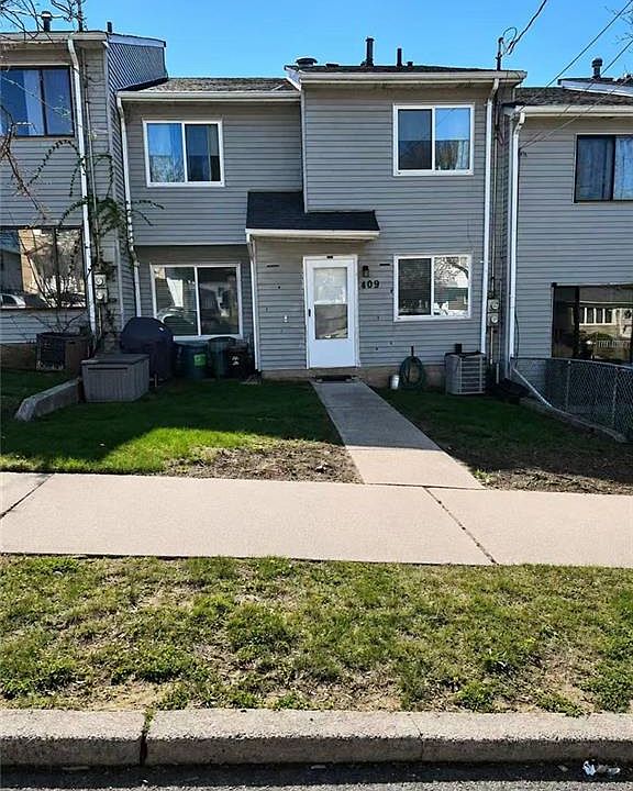 1st image of 409 Neckar Ave