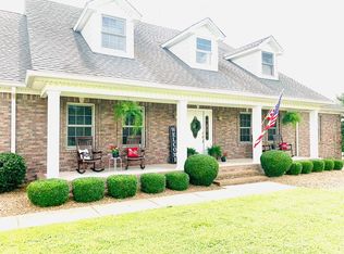 120 Farmhill Dr, Hopkinsville, KY 42240