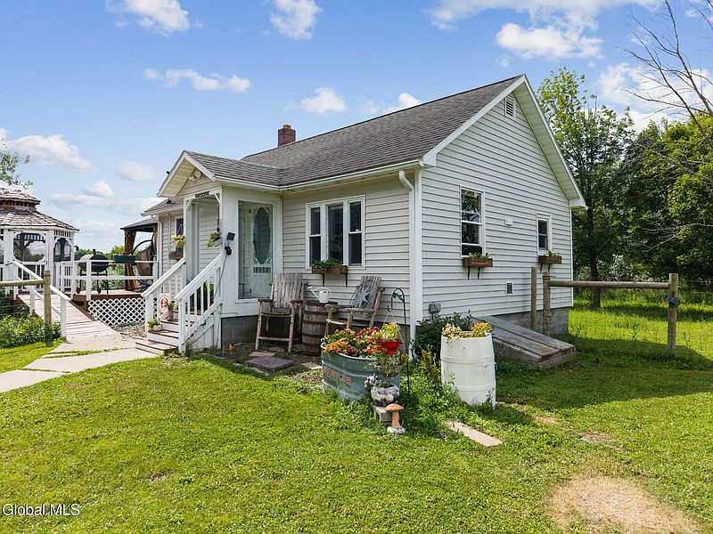 4th image of 240 Egelston Road