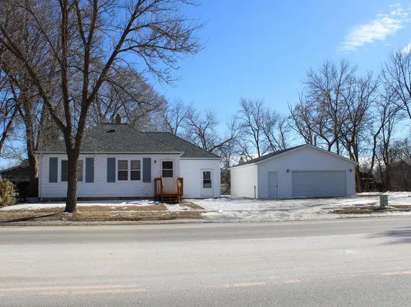314 Riverside Ave, Thief River Falls, MN 56701
