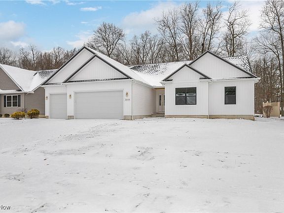 2nd image of 3644 Elizabeth Dr