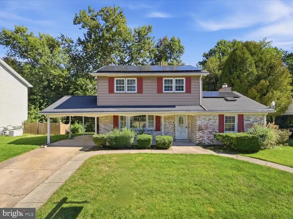 5237 Kenstan Dr, Temple Hills, MD 20748