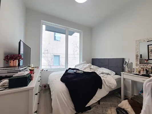 Rented by Dwelling NY Realty Inc | media 6