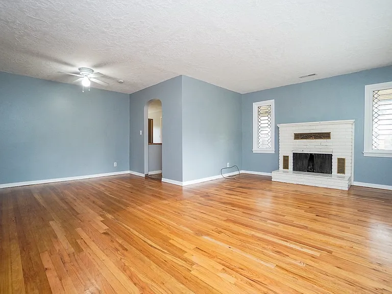 1517 S Chrisway Dr — Photo 7