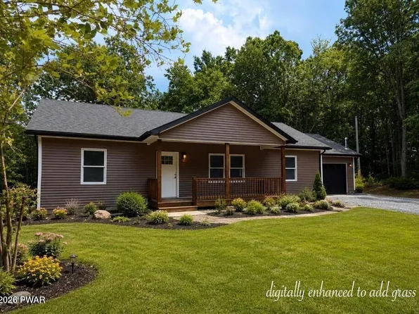 231 Lake Forest Dr, Dingmans Ferry, PA 18328