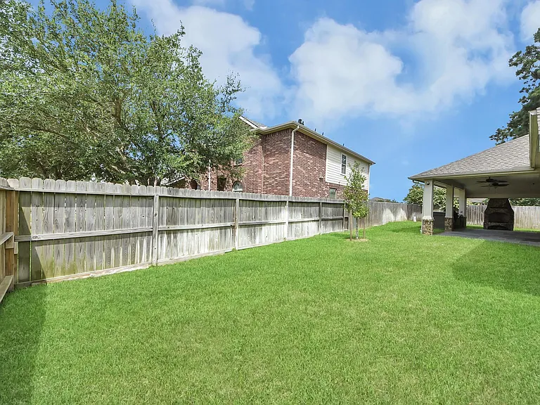 18403 Sierra Falls Ct — Photo 49