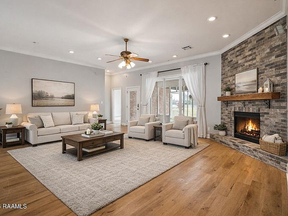 5th image of 9917 Jefferson Island Rd