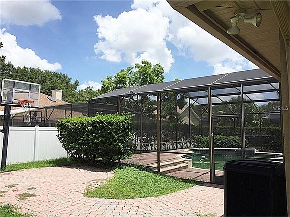 4th image of 6623 Fairway Cove Dr