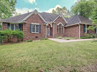 268 Mountain Harbour Dr, Hayesville, NC 28904