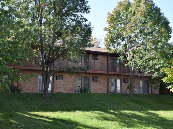 1001 Oakcrest St, Iowa City, IA 52246