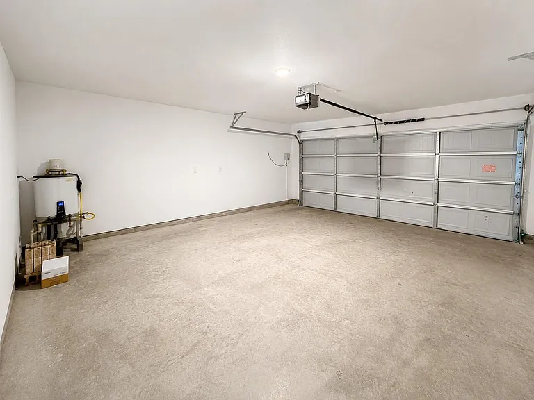 6402 Begonia Trellis Dr — Photo 4