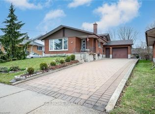 25 Ruskview Rd, Kitchener, ON N2M 4S1