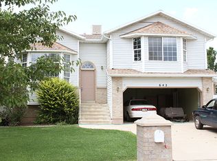 642 W Parkside Cir, Centerville, UT 84014