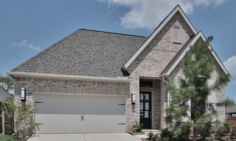 1st image of 8126 Carolina Hawk Dr
