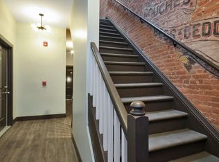696 Broadway, Bayonne, NJ 07002