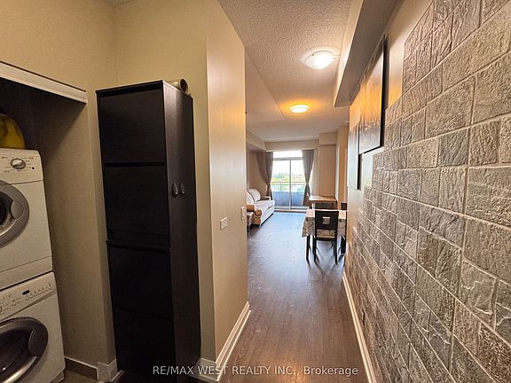 5th image of 7900 Bathurst St #714