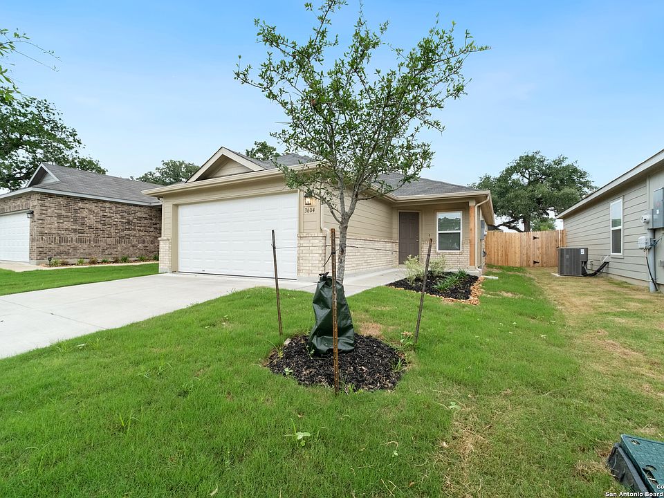 1st image of 3604 Strawberry Grove