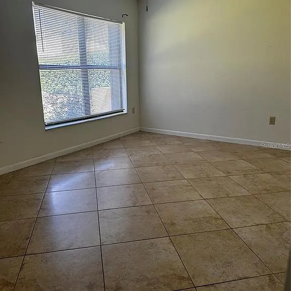 3100 S Semoran Blvd #11 — Photo 6