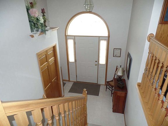 2nd image of 1725 Highland Trl