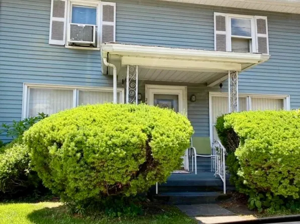 282 W 8th St #2, Wyoming, PA 18644