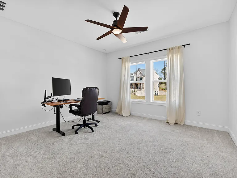 512 Cedar Crest Cir — Photo 37