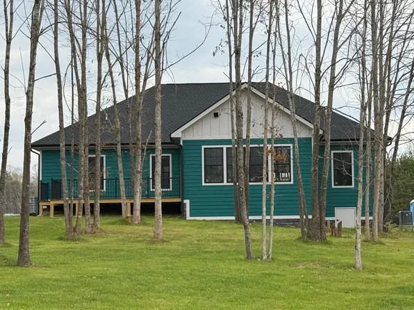 1131 Golf View Ct, Huddleston, VA 24104