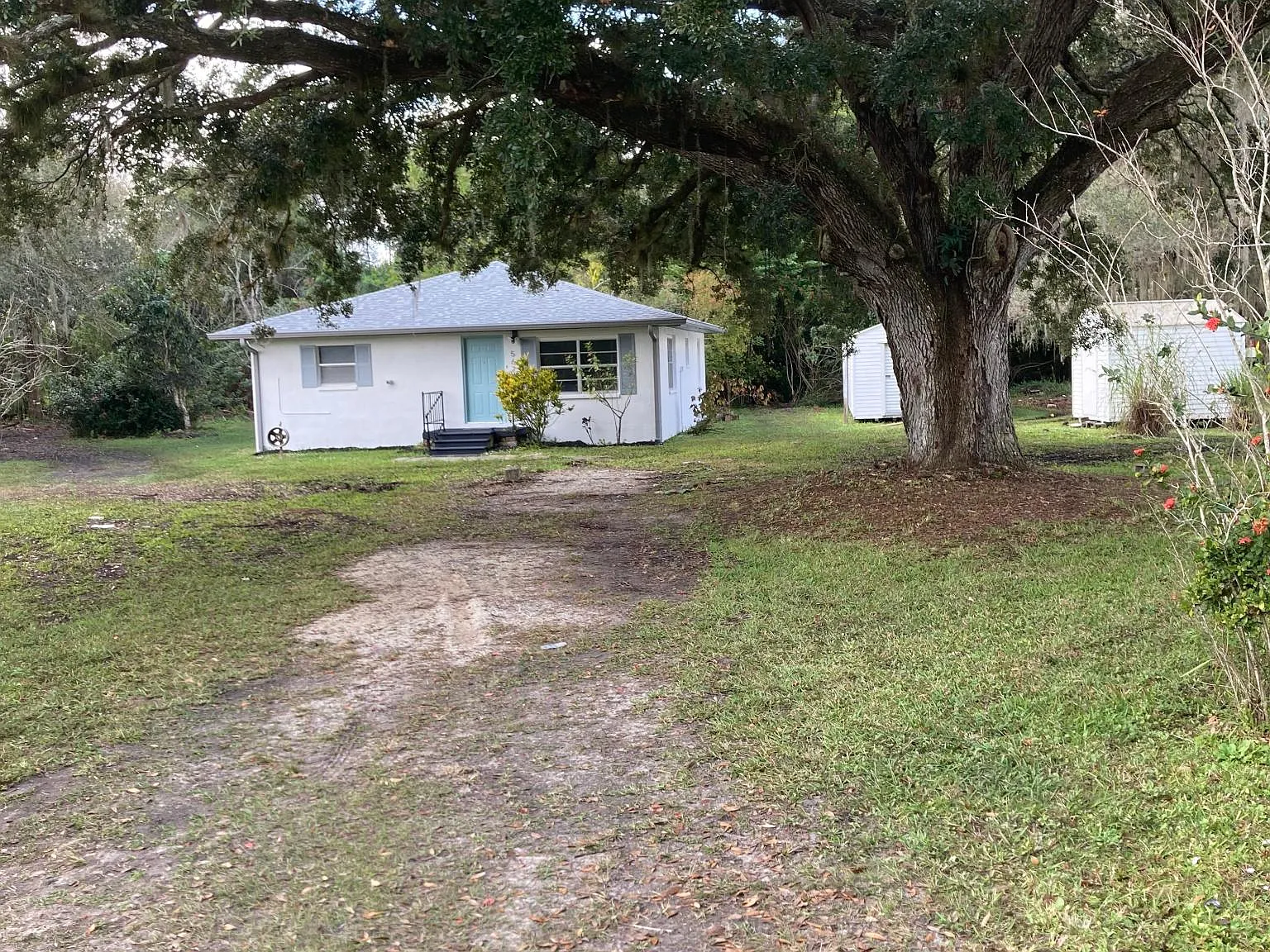 2 bed, 1.5 bath, 1280 sqft, $1,900 — Photo 1