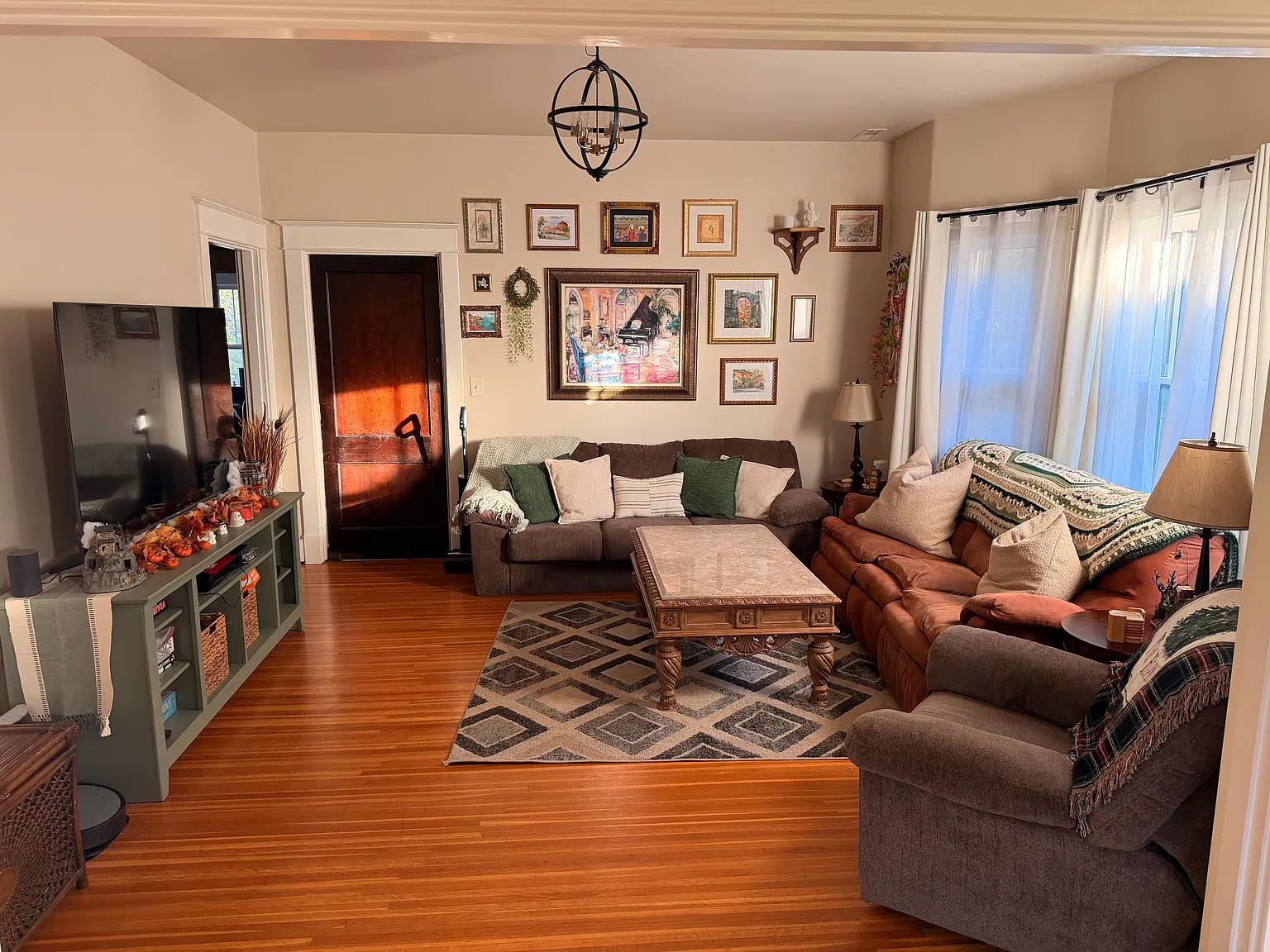 187 Vernon Ave — Photo 4