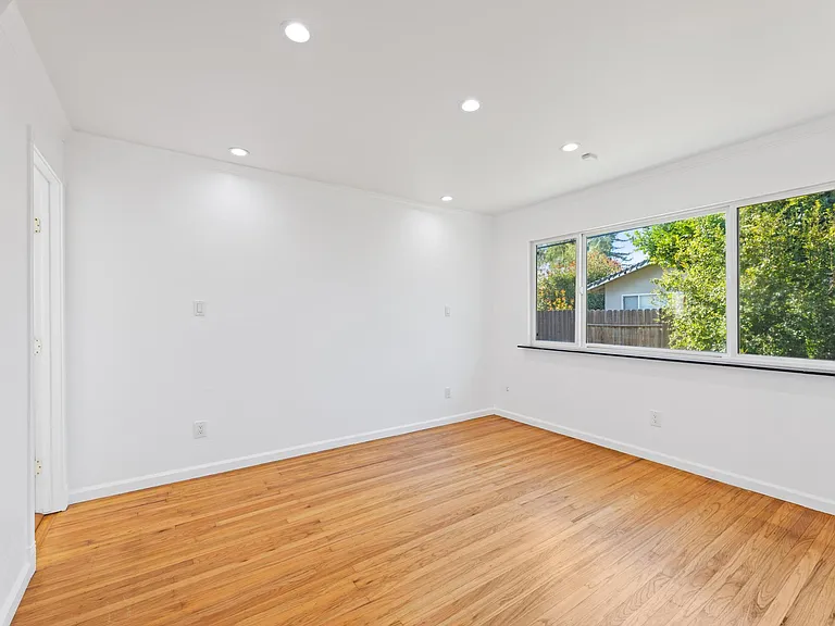 2636 Bridgeport Way — Photo 20