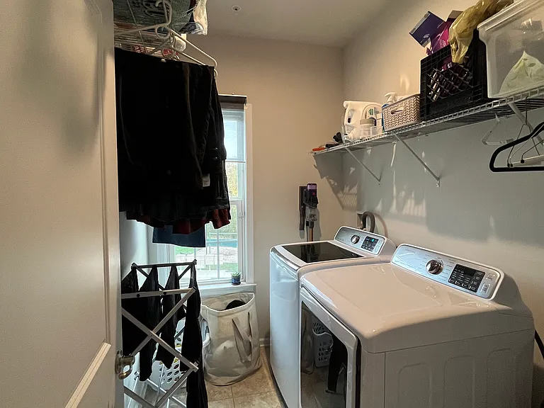 113 Cole Dr — Photo 8