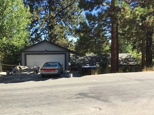 10910 Palisades Dr, Truckee, CA 96161