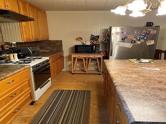 3rd image of 1172 County Road 3108