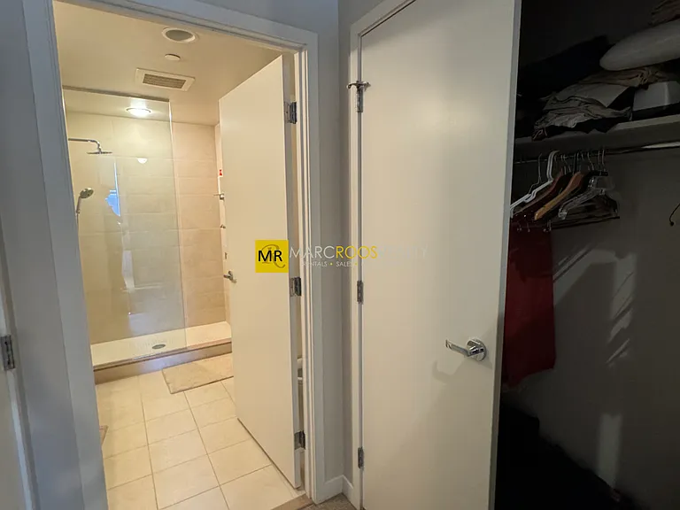 285 Columbus Ave — Photo 10