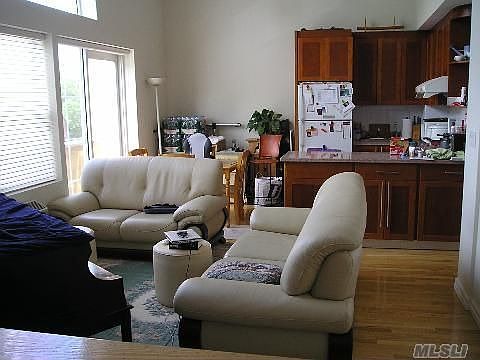 3rd image of 24529 60th Ave