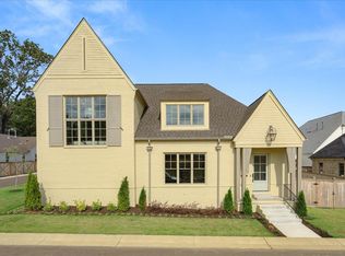 5012 Henry Heights Dr, Memphis, TN 38117