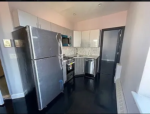 950 Bergen St #10A Photo 1