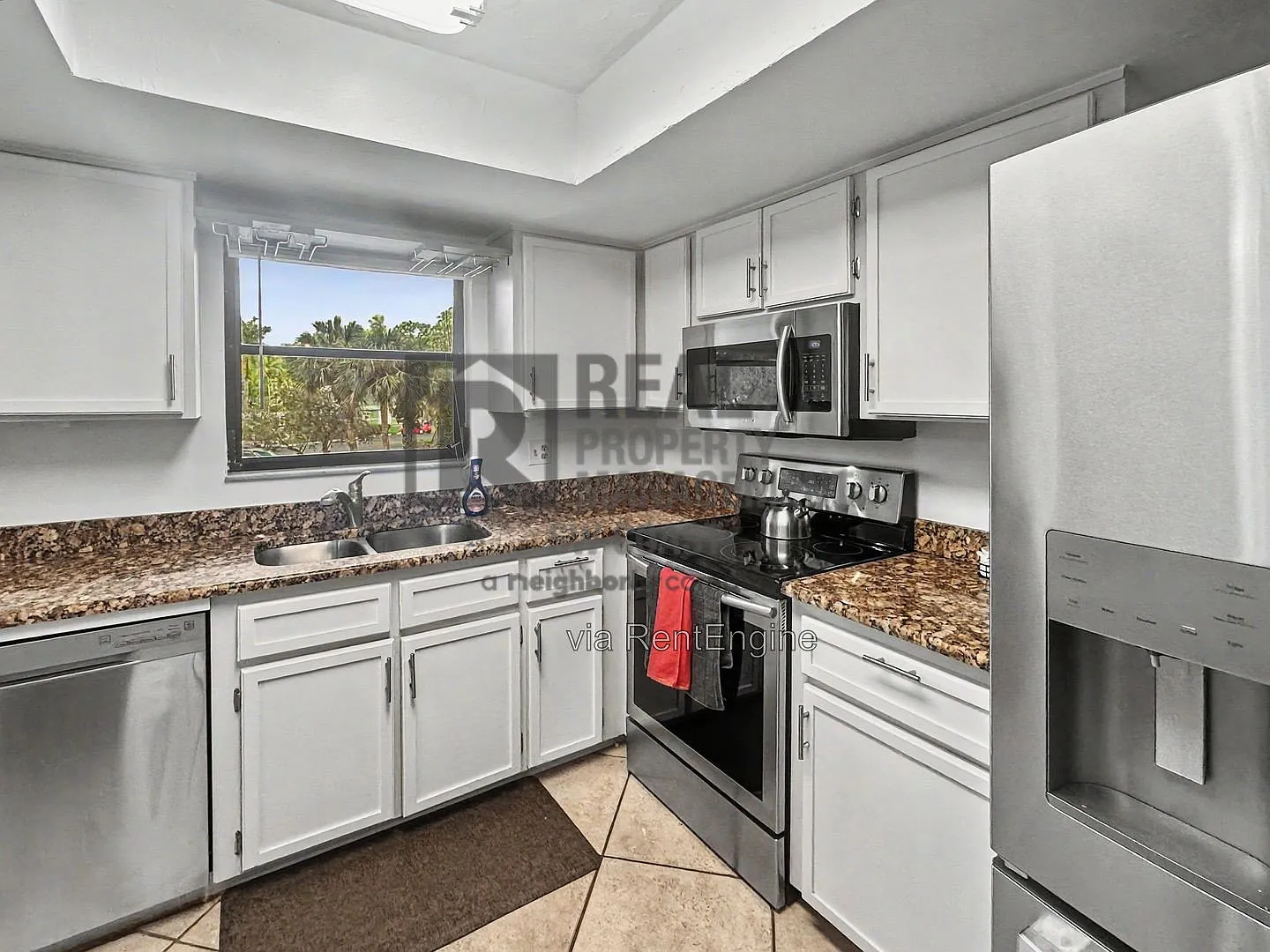 2 bed, 2.0 bath, 884 sqft, $1,750 — Photo 4