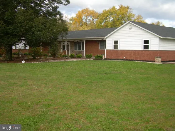 5414-5418 E Chestnut Ave, Vineland, NJ 08360