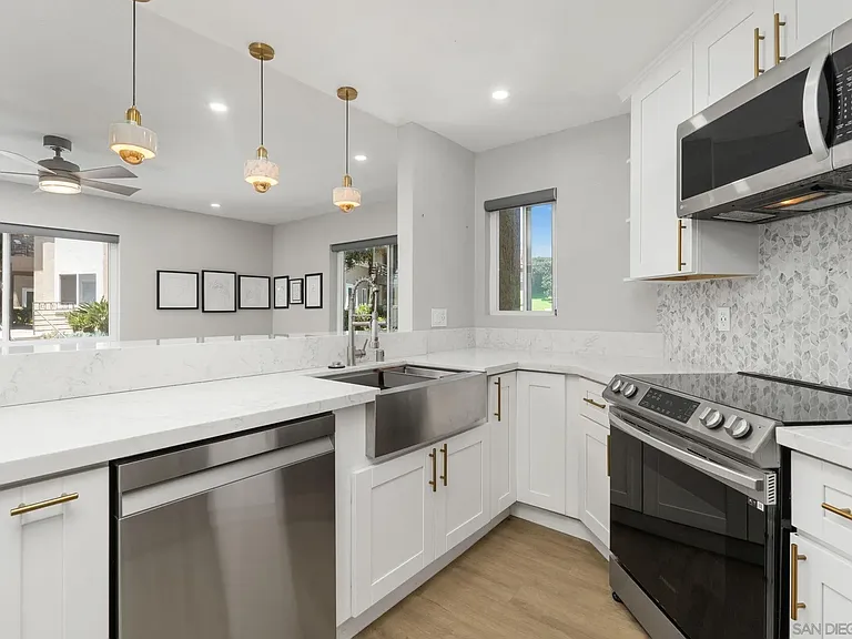 7405 Charmant Dr #2423 — Photo 7