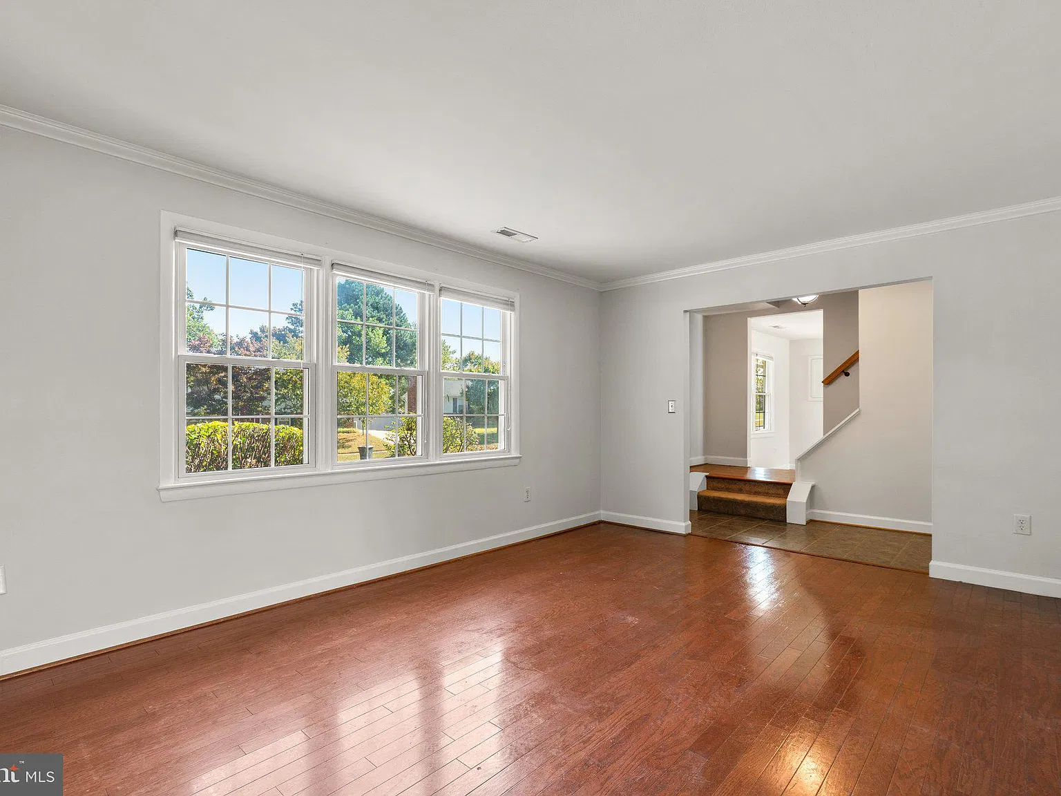 3 bed, 2.5 bath, 1733 sqft, $2,900 — Photo 2