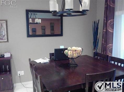 DINING ROOM CLOSE UP