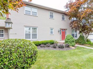 35 Tilton Dr, Ocean, NJ 07712