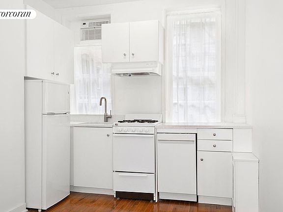 2nd image of 212 W 16th St #1W