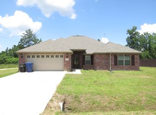 307 Barbara Dr, Deridder, LA 70634