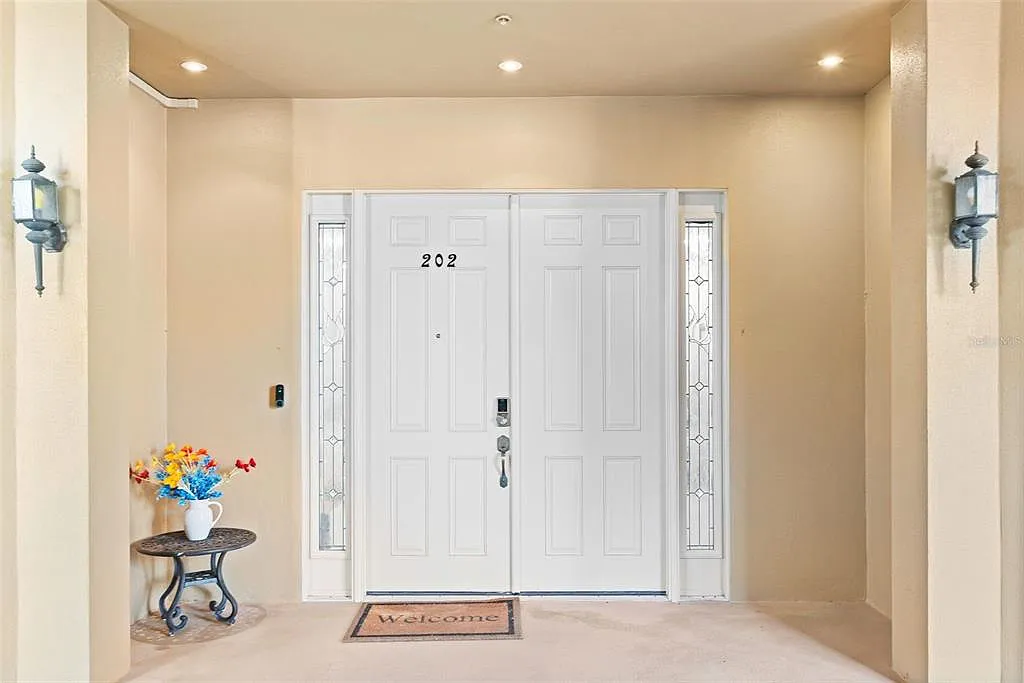 3 bed, 3.5 bath, 3771 sqft, $5,500 — Photo 3